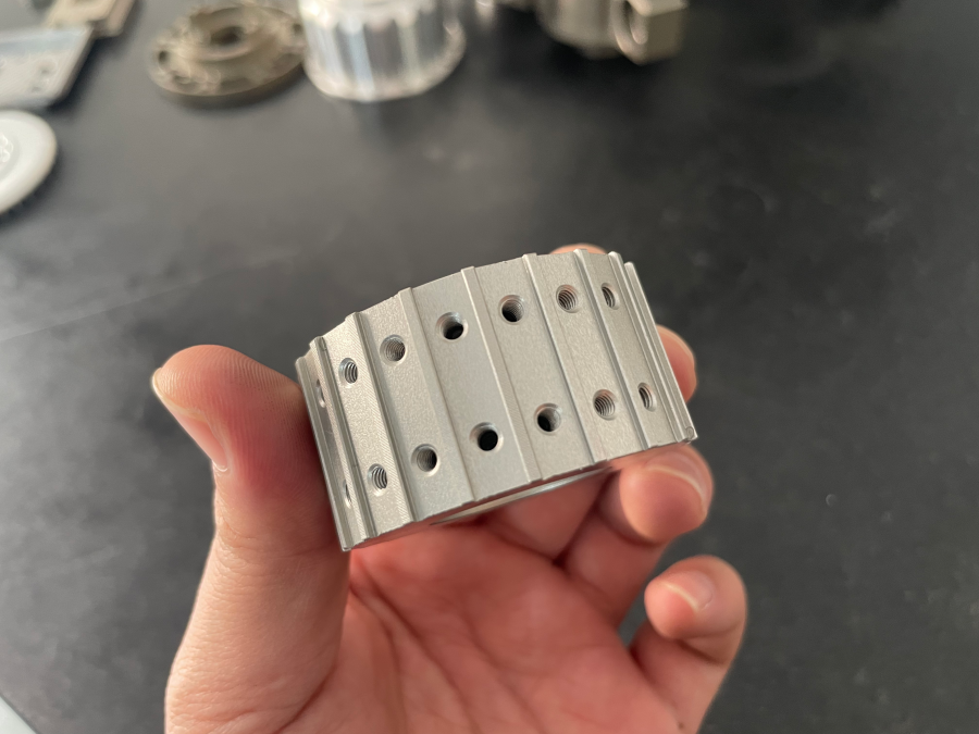 Ede27C08936891E86240D342A04B5407 图片