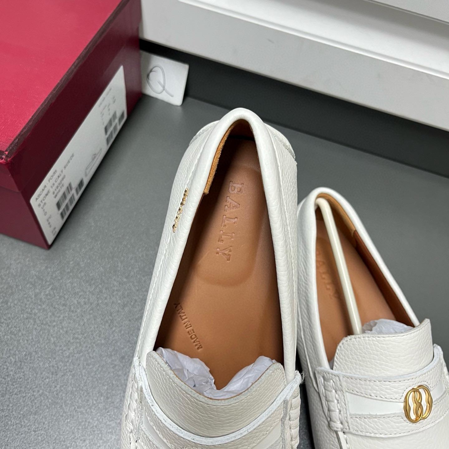 Difference Between Replica And Original Shoes 5 图片
