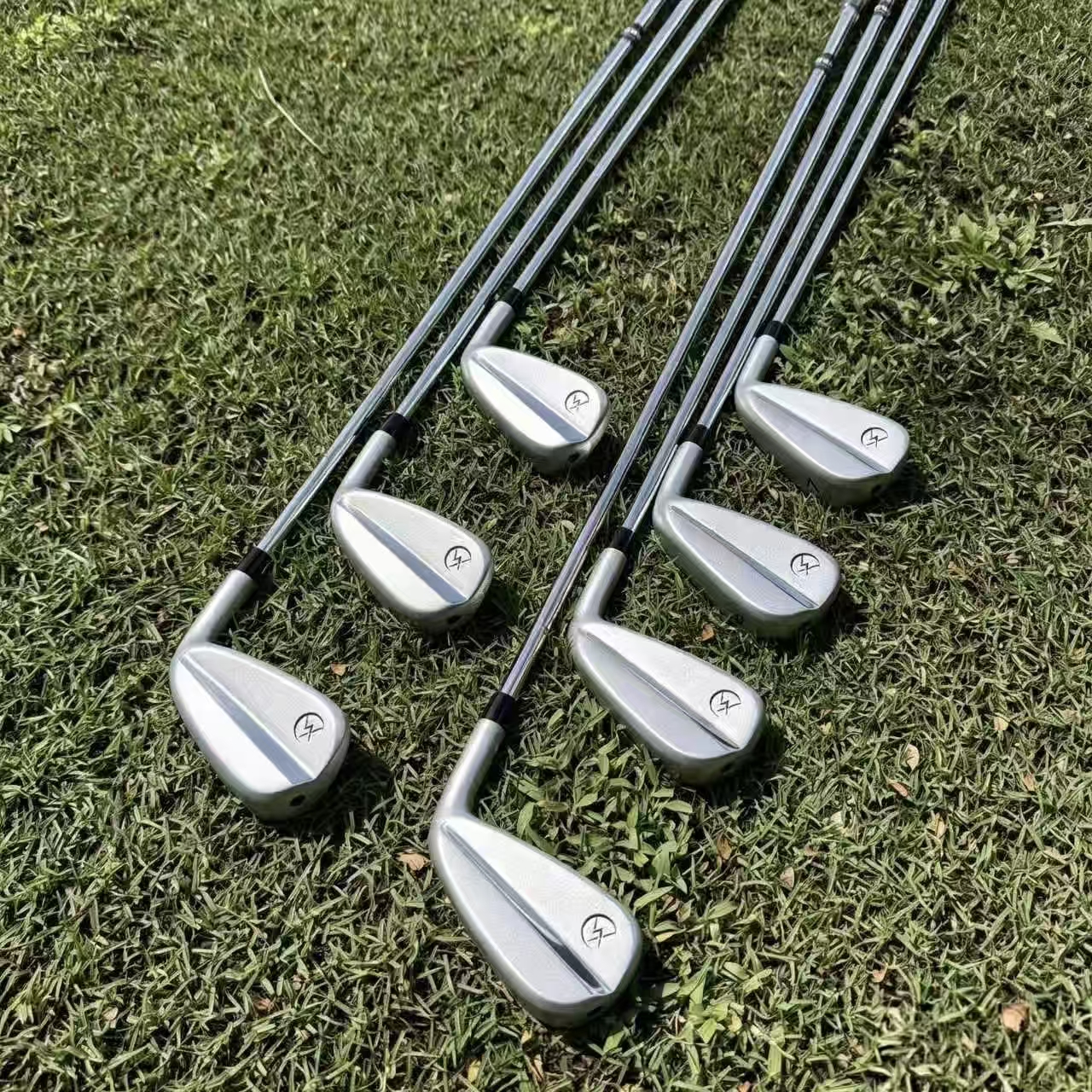 Standard Golf Clubs 3 图片